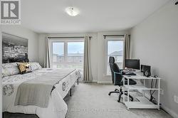 Master Room with office Space - 
