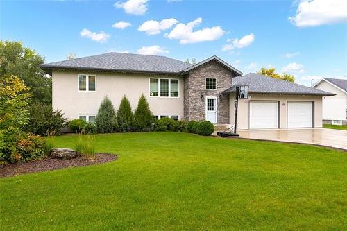 101 Spruce St, Grunthal, MB 