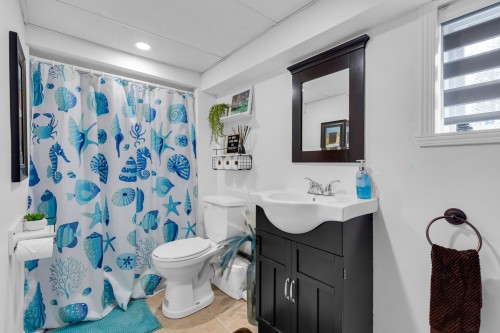 Salle de bains - 901 Ch. De Dunany, Lachute, QC - Indoor Photo Showing Bathroom