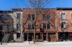 2108 Rue Atateken Montréal (Ville-Marie), QC H2L 3L8