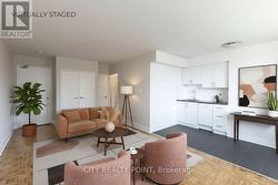 710 - 276 ST GEORGE STREET Toronto, ON M5R 2P6