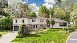 54 PLYMBRIDGE ROAD Toronto, ON M2P 1A3
