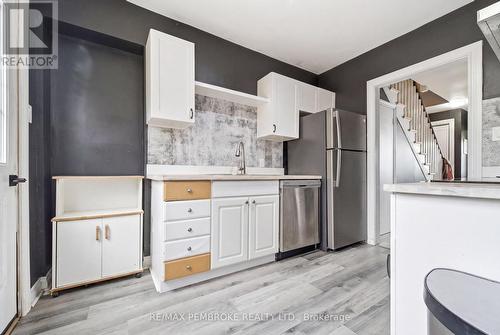 67 Alder Crescent, Deep River, ON - Indoor Photo Showing Kitchen
