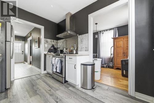 67 Alder Crescent, Deep River, ON - Indoor Photo Showing Kitchen
