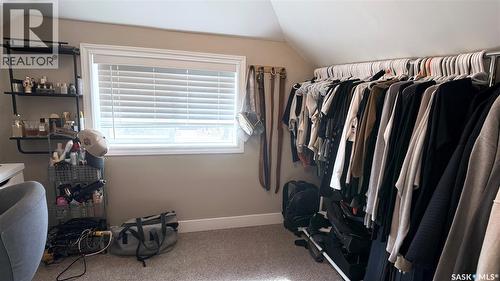 1537 Second Street, Estevan, SK - Indoor With Storage