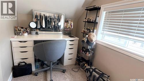 1537 Second Street, Estevan, SK - Indoor Photo Showing Office