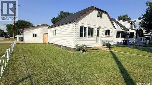 1537 Second Street, Estevan, SK - Outdoor