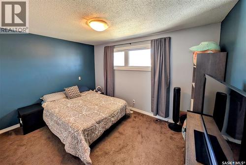 102 Mollard Crescent, Regina, SK - Indoor Photo Showing Bedroom