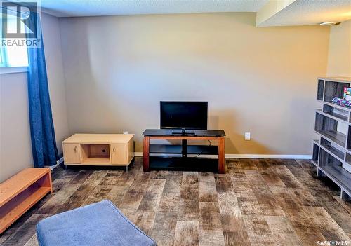 102 Mollard Crescent, Regina, SK - Indoor