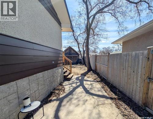 102 Mollard Crescent, Regina, SK - Outdoor With Exterior