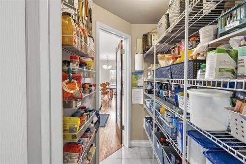 31 Scammel Rd, Winnipeg, MB 