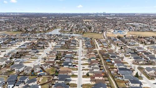 31 Scammel Rd, Winnipeg, MB 