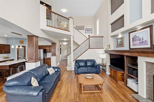 31 Scammel Rd, Winnipeg, MB 