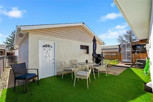 10 George Suttie Bay, Winnipeg, MB 