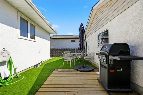 10 George Suttie Bay, Winnipeg, MB 