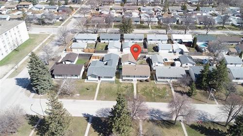 10 George Suttie Bay, Winnipeg, MB 