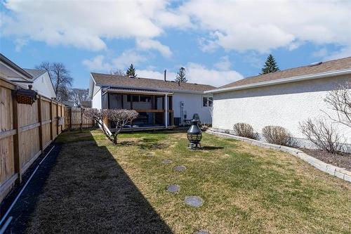 10 George Suttie Bay, Winnipeg, MB 