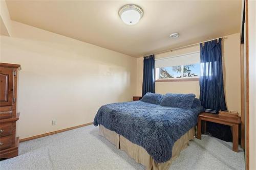 10 Masterton Cr, Winnipeg, MB 