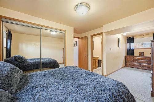 10 Masterton Cr, Winnipeg, MB 