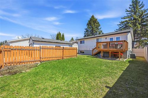 10 Masterton Cr, Winnipeg, MB 
