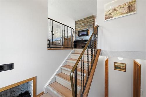 10 Masterton Cr, Winnipeg, MB 