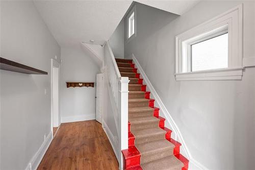 348 St John'S Ave, Winnipeg, MB 