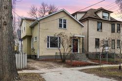 348 St John's AVE  Winnipeg, MB R2W 1H3