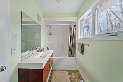 149 Dacor Dr, La Broquerie, MB 