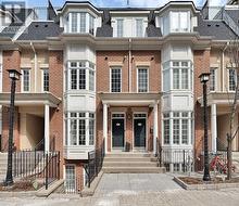 10 - 11 NIAGARA STREET Toronto, ON M5V 3N9