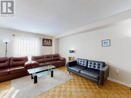11 Iles Street W, Ajax, ON - Indoor Photo Showing Living Room