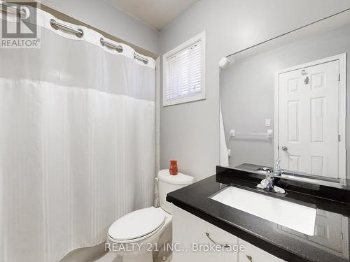 11 Iles Street W, Ajax, ON - Indoor Photo Showing Bathroom
