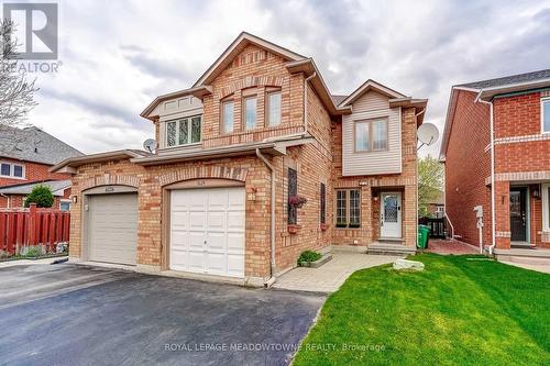 6124 Clover Ridge Crescent, Mississauga, ON - Outdoor
