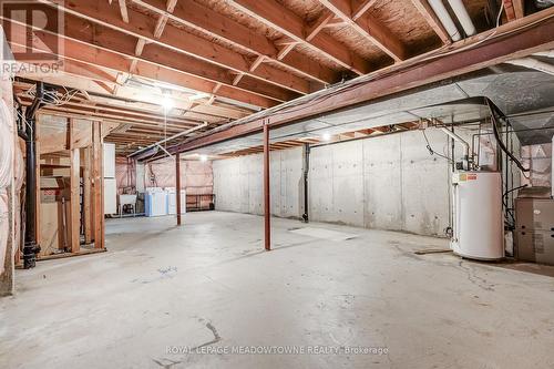 6124 Clover Ridge Crescent, Mississauga, ON - Indoor Photo Showing Basement
