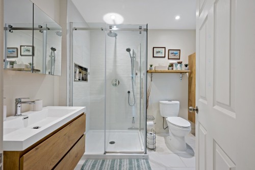 Salle de bains - 371 Ch. Maskinongé, Amherst, QC - Indoor Photo Showing Bathroom