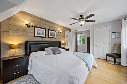 Chambre à coucher principale - 371 Ch. Maskinongé, Amherst, QC - Indoor Photo Showing Bedroom