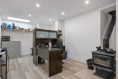 Salle familiale - 371 Ch. Maskinongé, Amherst, QC - Indoor Photo Showing Office