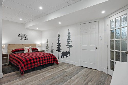 Chambre à coucher - 371 Ch. Maskinongé, Amherst, QC - Indoor Photo Showing Bedroom