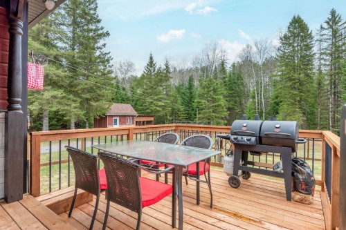 Terrasse - 371 Ch. Maskinongé, Amherst, QC - Outdoor With Deck Patio Veranda With Exterior