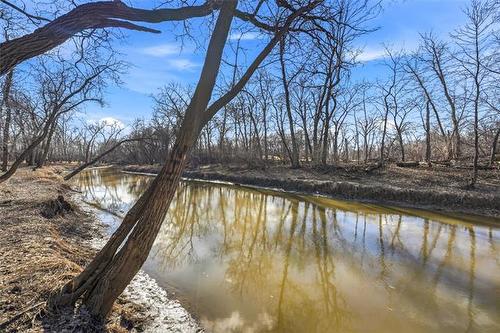 23 Iroquois Bay, Winnipeg, MB 