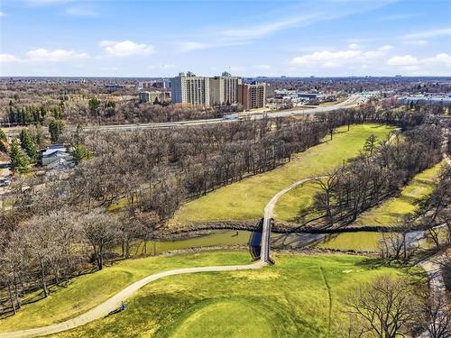 23 Iroquois Bay, Winnipeg, MB 