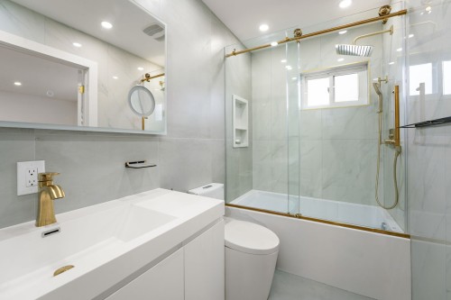 Master Bathroom - 2705 Rue Major, Montréal (Saint-Laurent), QC - Indoor Photo Showing Bathroom