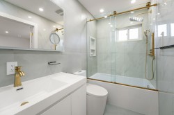 Master Bathroom - 