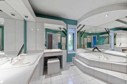 Master Bathroom - 781 Rue Fernet, Saint-Jean-Sur-Richelieu, QC - Indoor Photo Showing Bathroom