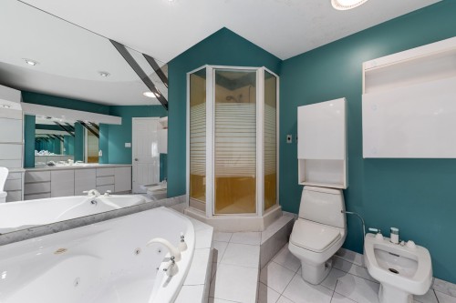 Master Bathroom - 781 Rue Fernet, Saint-Jean-Sur-Richelieu, QC - Indoor Photo Showing Bathroom