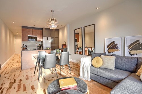Living Room - 1-6322 Av. Des Érables, Montréal (Rosemont/La Petite-Patrie), QC - Indoor Photo Showing Other Room