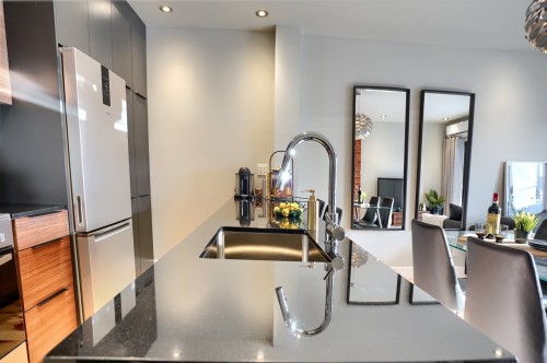 Kitchen - 1-6322 Av. Des Érables, Montréal (Rosemont/La Petite-Patrie), QC - Indoor
