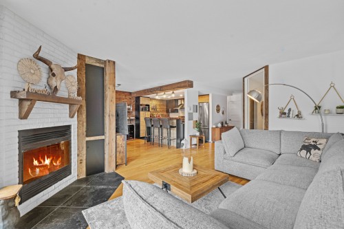 146-782 Rue Principale  Saint-Sauveur, QC J0R 1R2