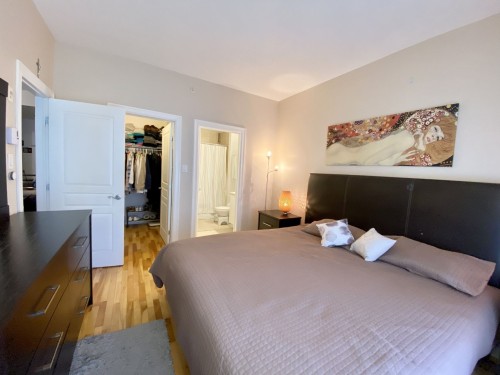Master Bedroom - 107-945 Rue Muir, Montréal (Saint-Laurent), QC - Indoor Photo Showing Bedroom