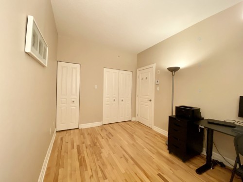 Bedroom - 107-945 Rue Muir, Montréal (Saint-Laurent), QC - Indoor