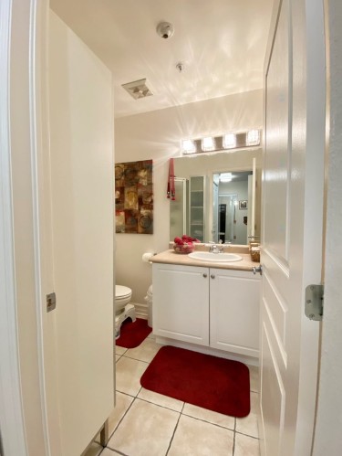 Bathroom - 107-945 Rue Muir, Montréal (Saint-Laurent), QC - Indoor Photo Showing Bathroom